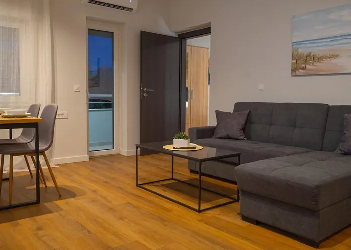 Neli - One Bedroom 公寓 特罗吉尔