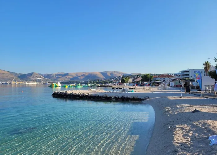 Neli - One Bedroom Apartmán Trogir
