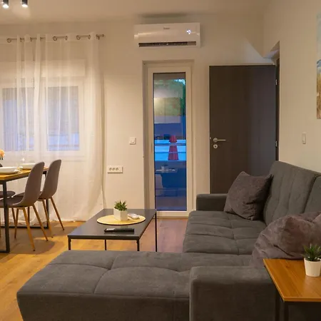 Neli - One Bedroom Trogir